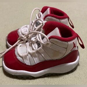 Jordan Kids Red and White Sneakers